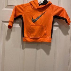 Nike Boys Therma-fit Camo Swoosh Hoodie, sz 12mos, Orange & Gray.